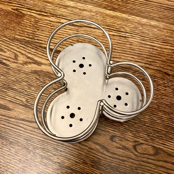 Solid Metal Bottle/Liquid Soap Dispenser Tray - Picture 3 of 6